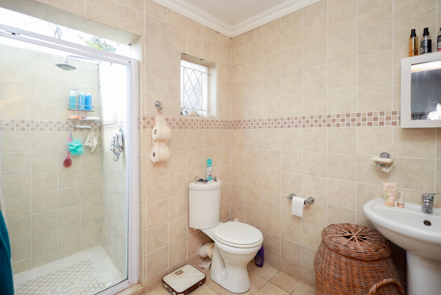 4 Bedroom Property for Sale in Gonubie Eastern Cape